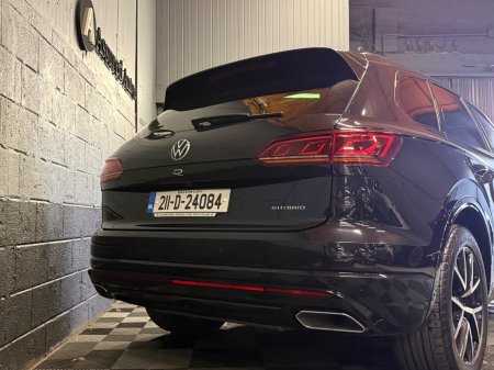 2021 Volkswagen Touareg - photo 6