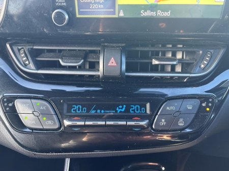 2022 Toyota C-HR - photo 23