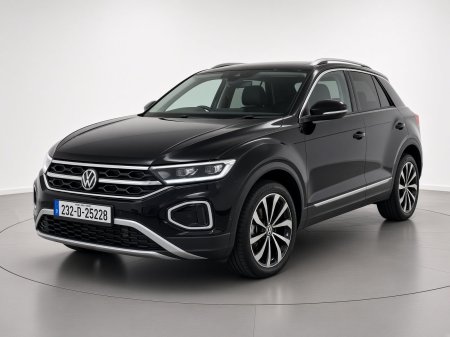 2023 Volkswagen T-Roc - photo 2