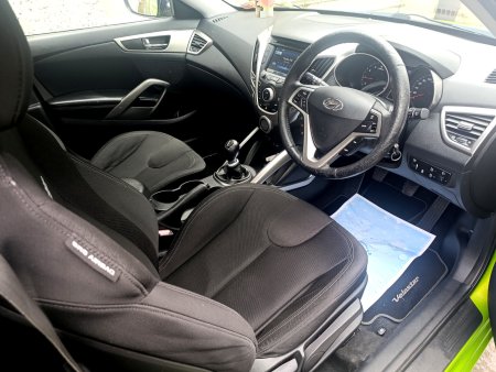 2013 Hyundai Veloster - photo 12