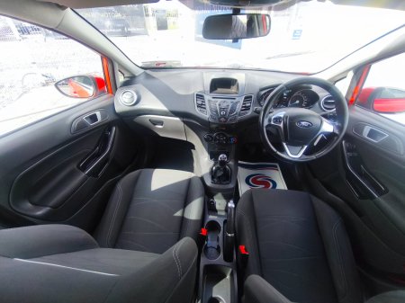 2017 Ford Fiesta - photo 13