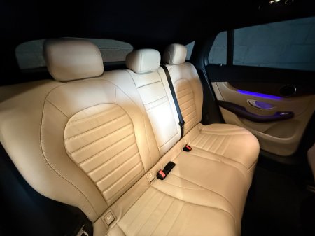 2021 Mercedes-Benz EQC - photo 7