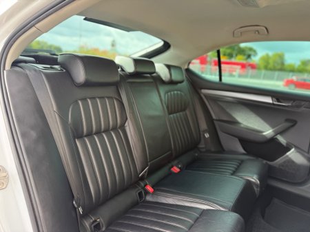 2017 Skoda Superb - photo 23