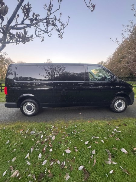 2020 Volkswagen Transporter - photo 2