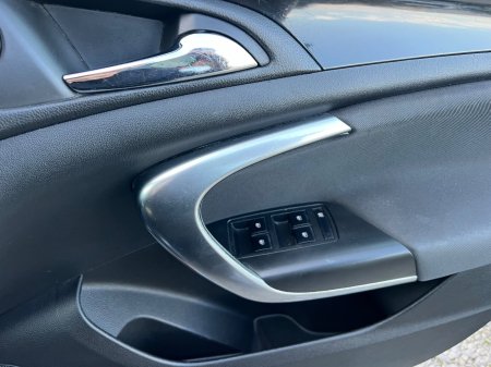 2011 Opel Insignia - photo 17