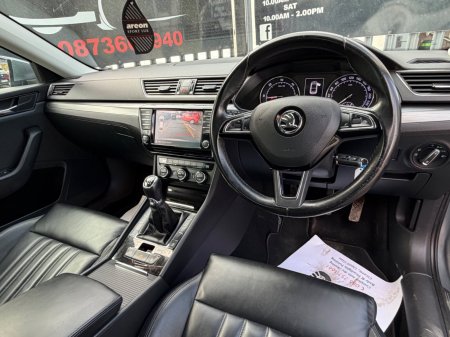 2017 Skoda Superb - photo 12