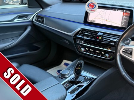 2022 BMW 5-Series - photo 14