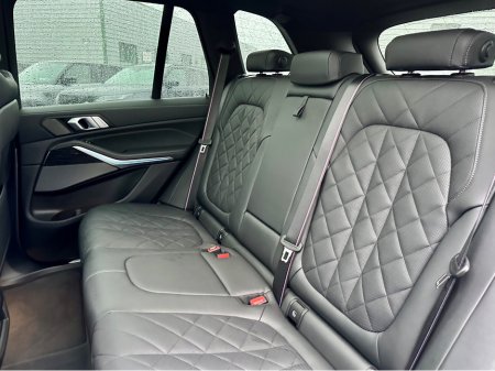 2025 BMW X5 - photo 18
