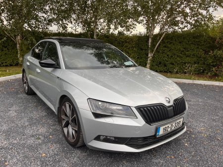 2019 Skoda Superb - photo 2