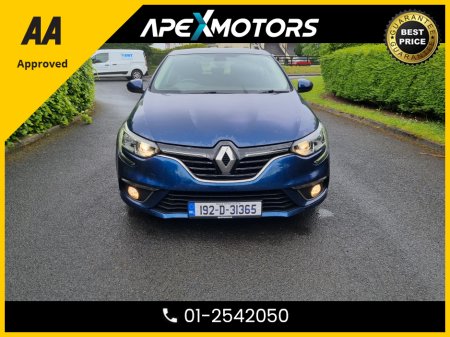2019 Renault Megane - photo 2