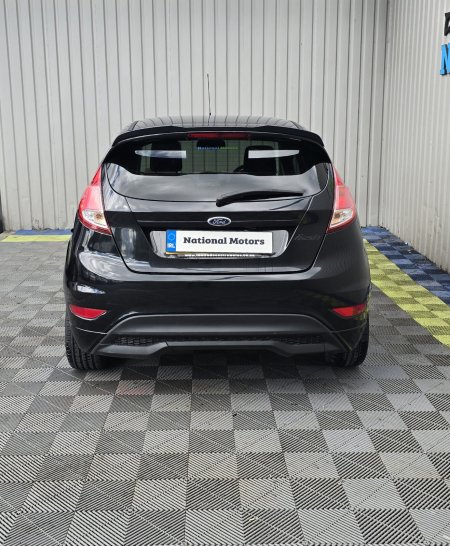 2015 Ford Fiesta - photo 4