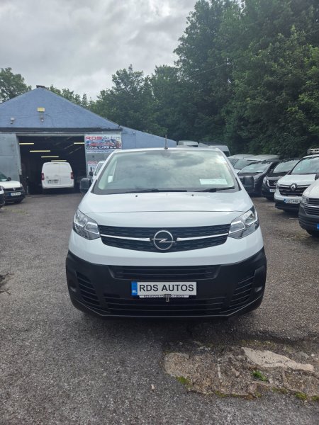 2023 Opel Vivaro - photo 2