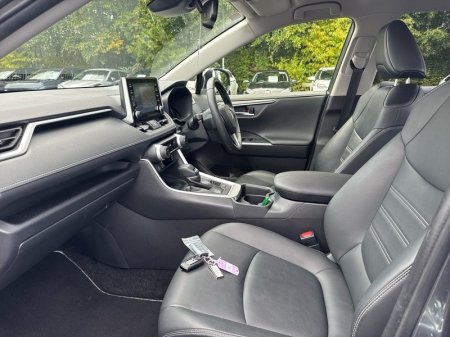 2021 Toyota RAV4 - photo 6