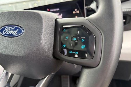 2025 Ford Explorer - photo 39