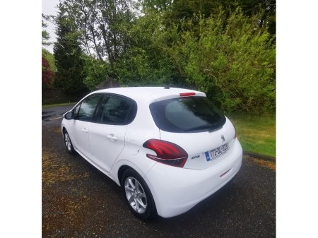 2017 Peugeot 208 - photo 8