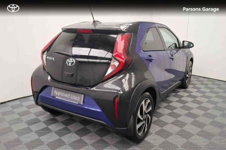 2023 Toyota Aygo X - photo 2