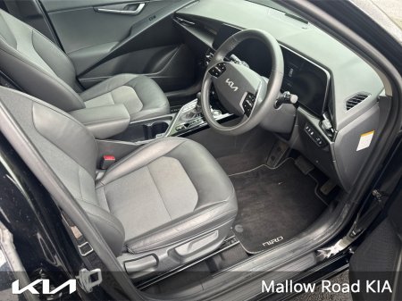 2023 Kia Niro - photo 2