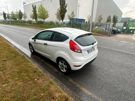 2014 Ford Fiesta - photo 6
