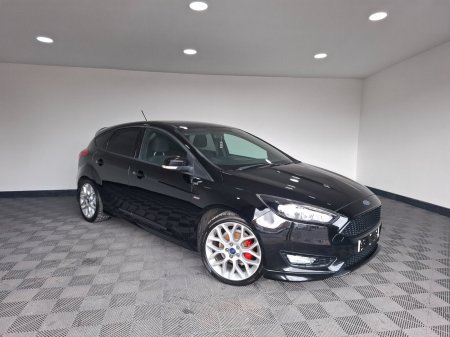 2017 Ford Focus - photo 2