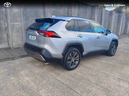 2023 Toyota RAV4 - photo 2