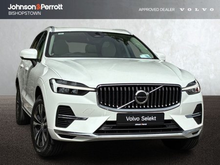 2022 Volvo XC60 B4 197bhp Diesel MHEV Momentum (Two Year Volvo Selekt Warranty + Two Year Volvo Service Plan)