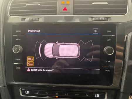 2020 Volkswagen Golf - photo 14