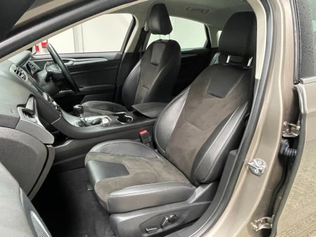 2019 Ford Mondeo - photo 12