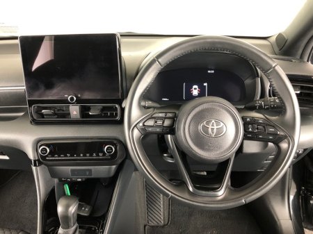 2024 Toyota Yaris - photo 9