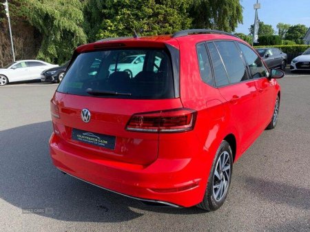 2019 Volkswagen Golf - photo 5