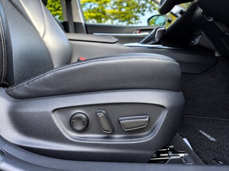 2019 Toyota Camry - photo 25