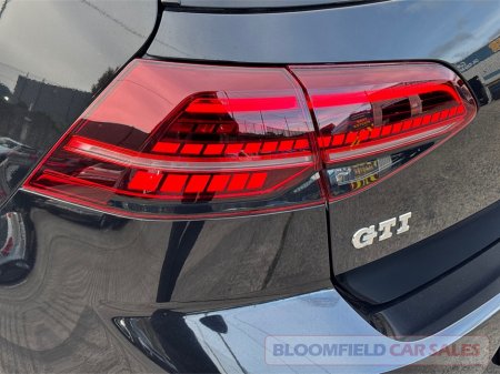 2018 Volkswagen Golf - photo 16