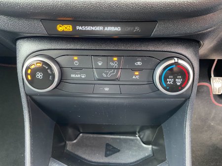 2020 Ford Fiesta - photo 16
