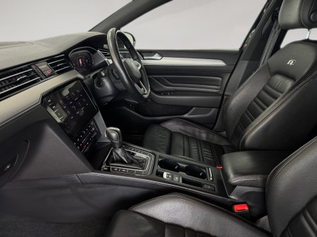 2021 Volkswagen Passat - photo 17