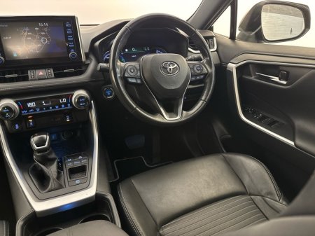 2022 Toyota RAV4 - photo 9