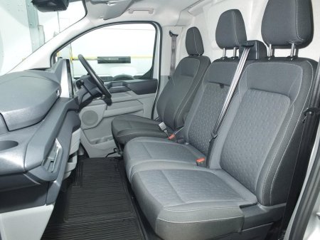 2024 Ford Transit Custom - photo 15