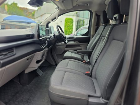 2025 Ford Transit Custom - photo 20