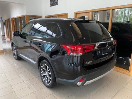 2018 Mitsubishi Outlander - photo 5
