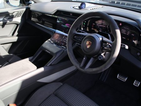 2026 Porsche Cayenne - photo 8