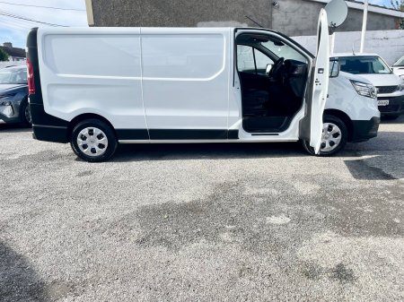 2023 Renault Trafic - photo 3
