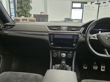 2019 Skoda Superb - photo 9