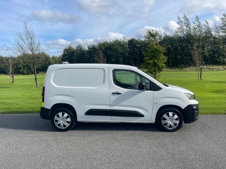 2020 Peugeot Partner - photo 6
