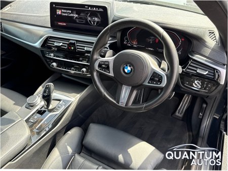 2021 BMW 5-Series - photo 12