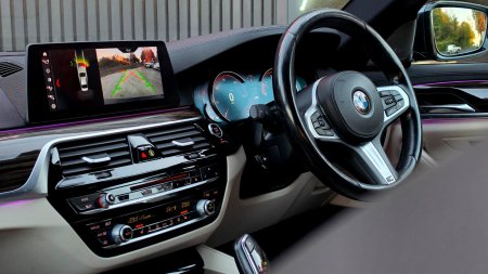 2017 BMW 5-Series - photo 30