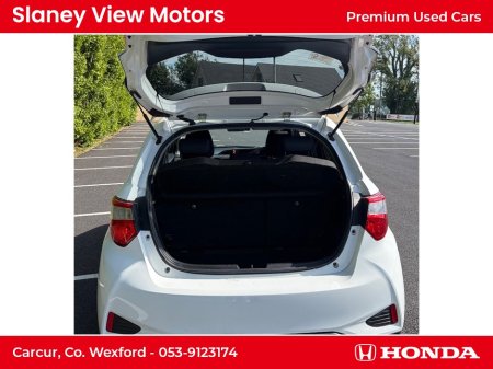 2017 Toyota Yaris - photo 8