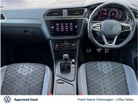 2023 Volkswagen Tiguan - photo 2
