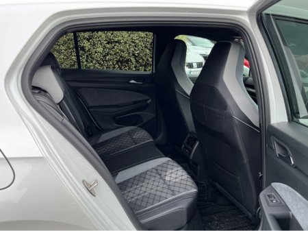2021 Volkswagen Golf - photo 9