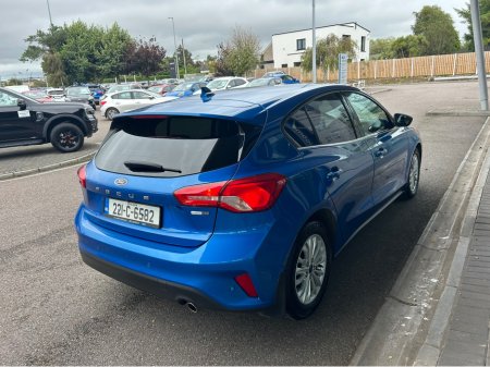 2022 Ford Focus - photo 7