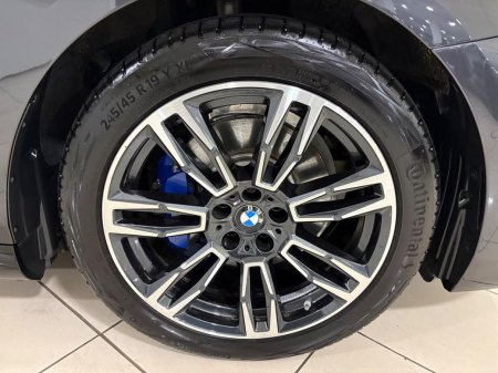 2026 BMW 5-Series - photo 11