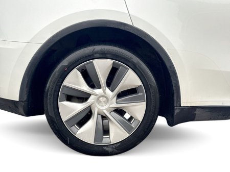 2023 Tesla Model Y - photo 12