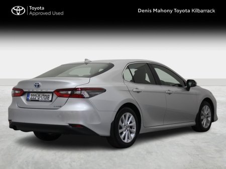 2022 Toyota Camry - photo 2